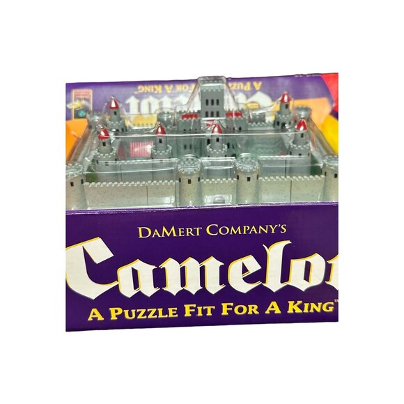 1999 Camelot Castle 3D Puzzle Fit For A King DaMert Co. Brain Teaser New - Picture 2 of 4